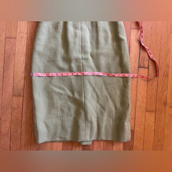 50s Vintage Green Knit Wiggle Dress with Fur Cuffs - Picture 6 of 10